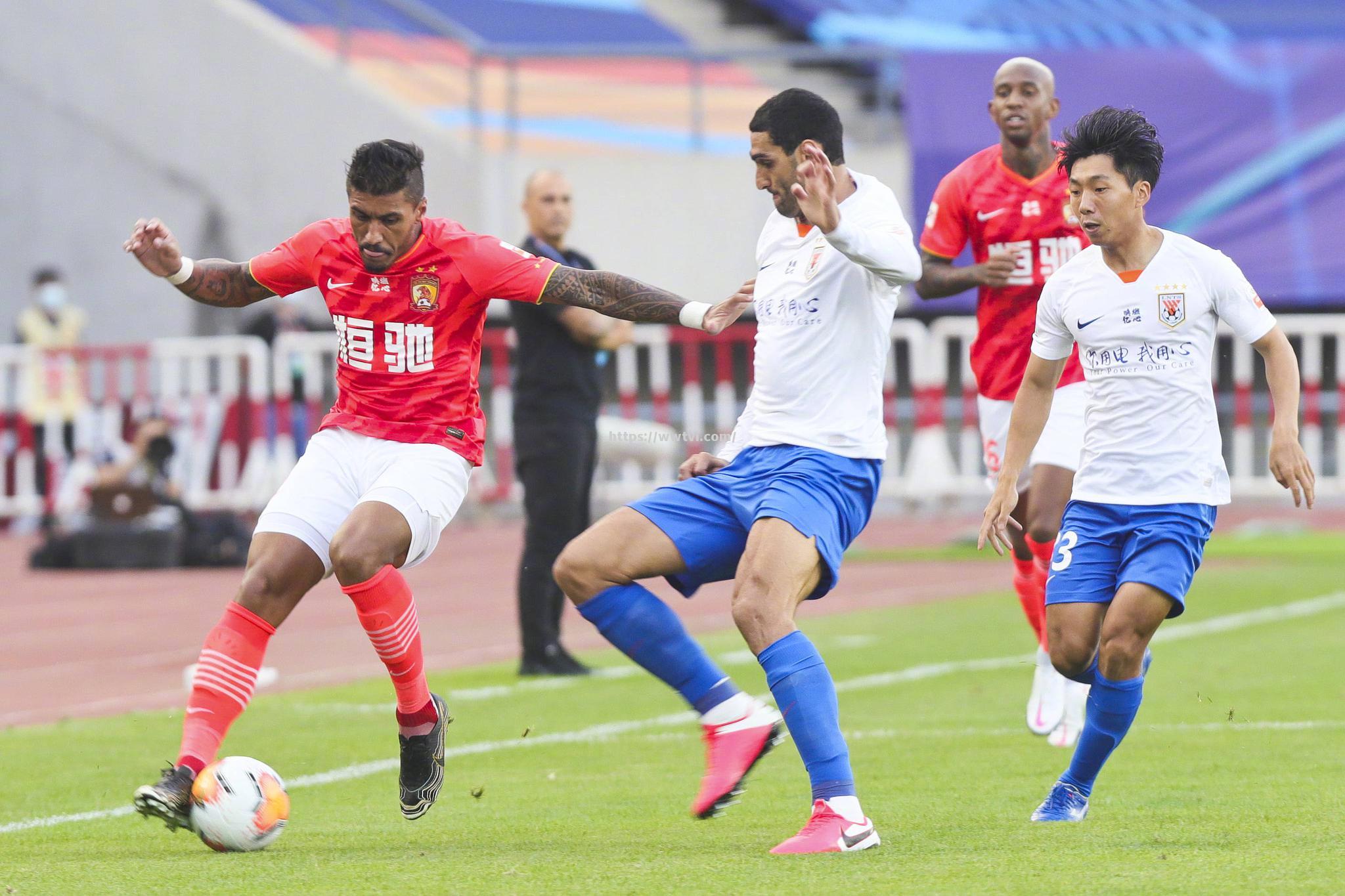 恒大鏖战取胜,中超排名稳步上升 恒大鏖战取胜,中超排名稳步上升