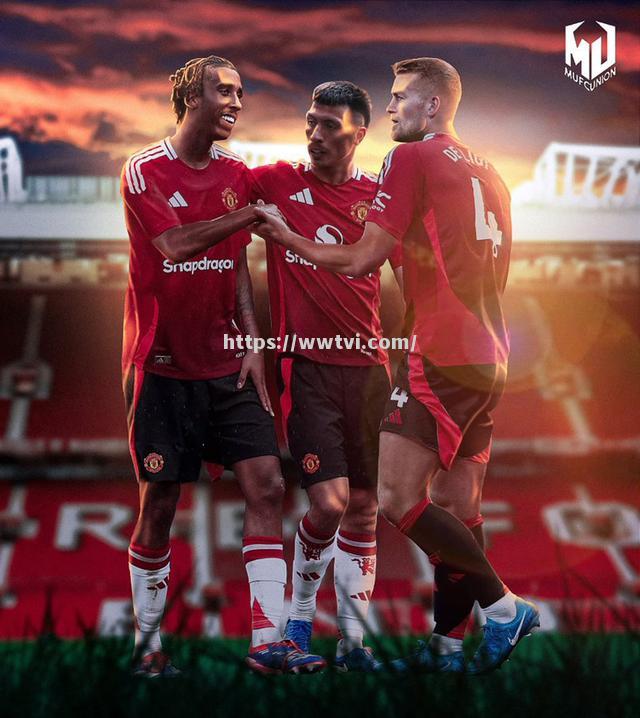 曼联中场大将伤愈归队,球队备战展现信心 曼联中场大将伤愈归队,球队备战展现信心