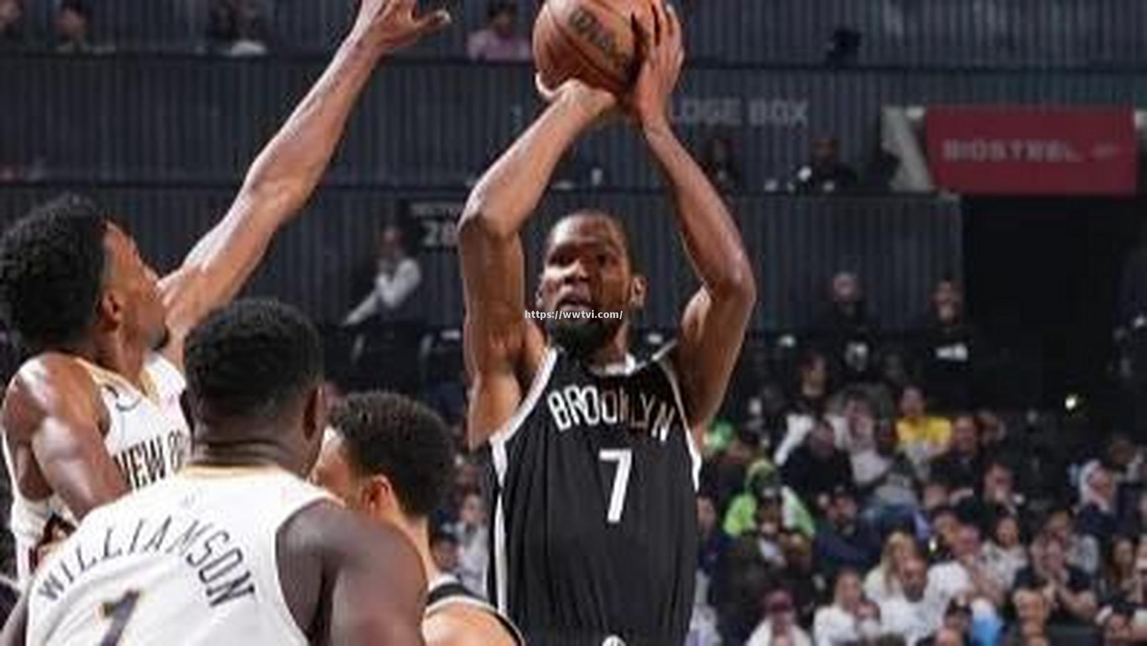 篮网队遭逢失败，猛龙队在主场表现出色