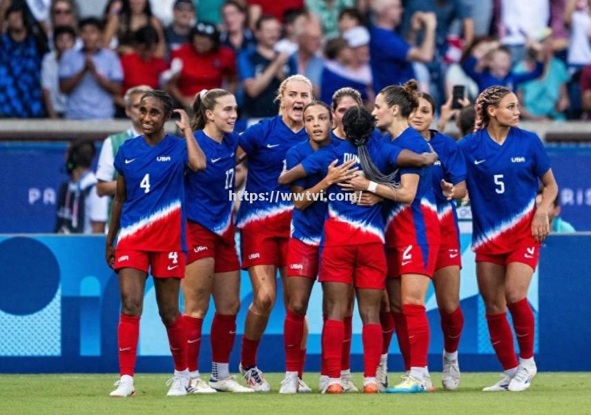 星空体育-美国女足代表团在比赛中展现强大实力