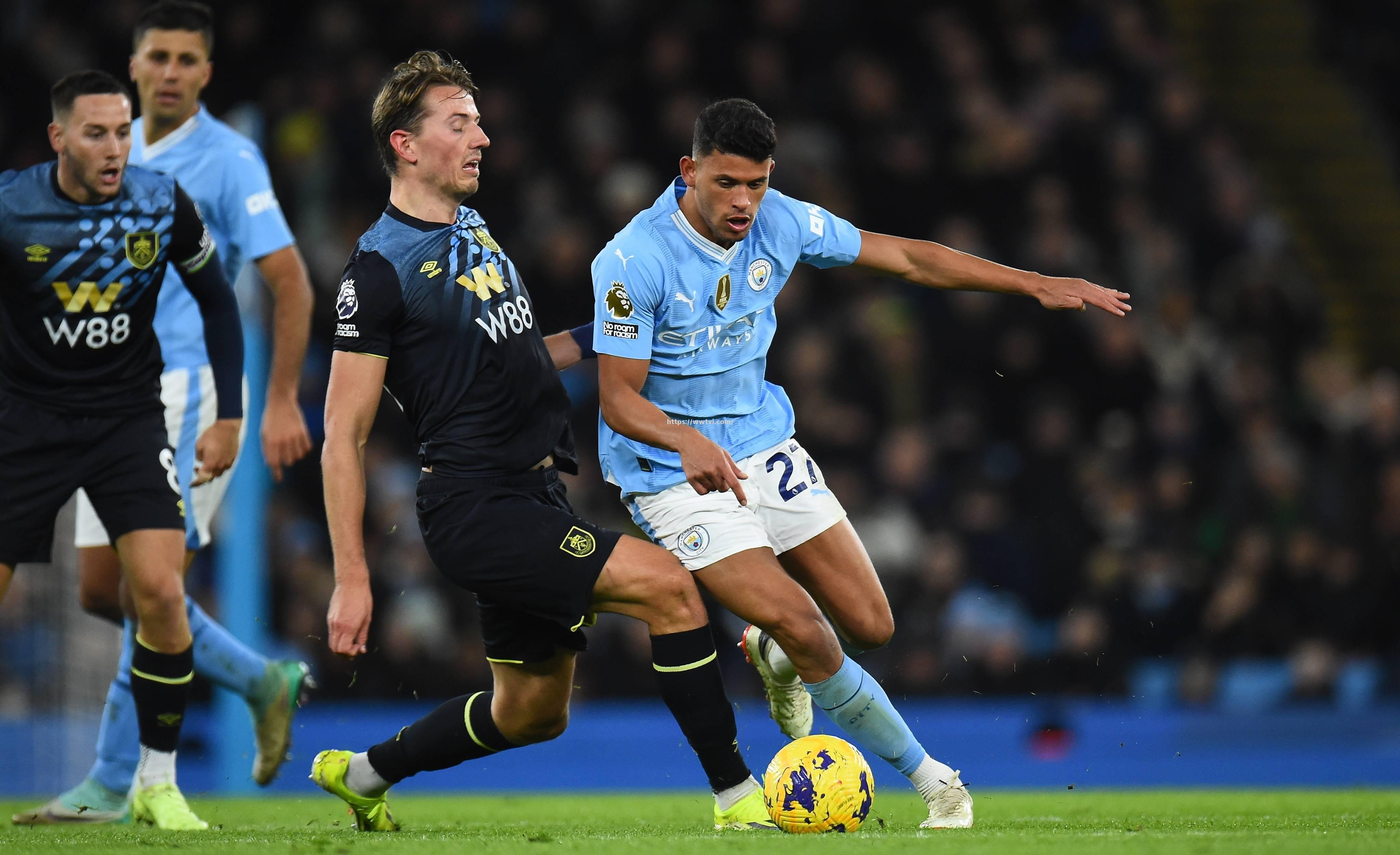 伯恩利罢赛风波引热议,联赛难题待解 伯恩利罢赛风波引热议,联赛难题待解